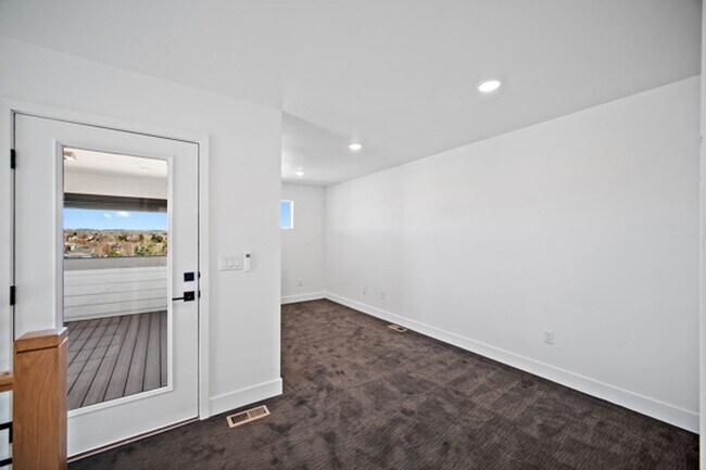 Building Photo - NEW CONSTRUCTION Gorgeous 4 Bedroom, 3.5 bath with Unbeatable Views