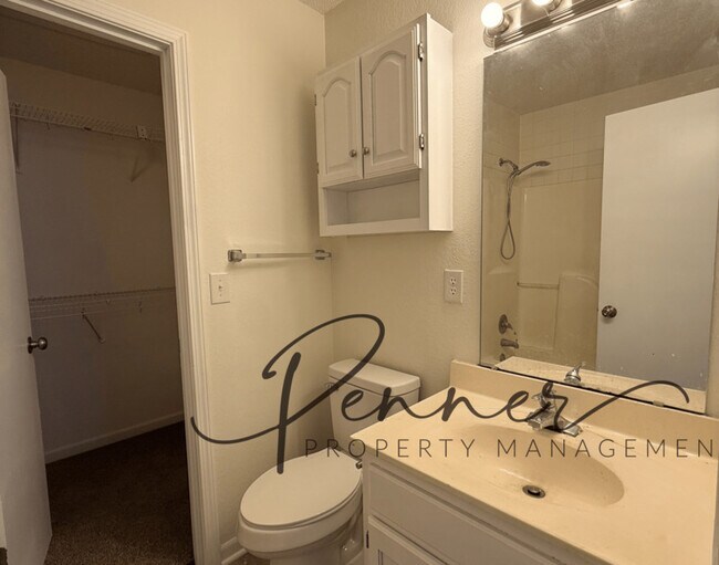 Building Photo - 1881 Chickadee Dr