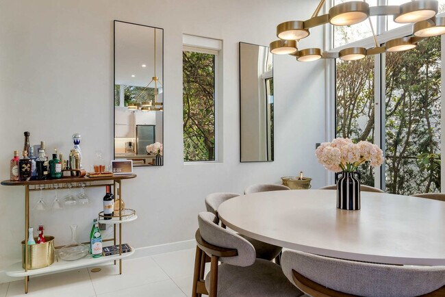 Building Photo - 1884 SW 17th St