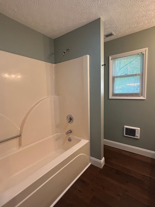 Building Photo - Fully Renovated 3BR/2BA Home with Creek Vi...