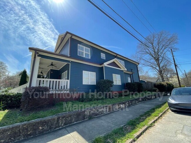 Building Photo - 349 Patterson Ave SE