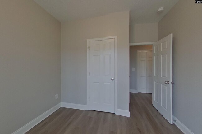 Building Photo - 110 Darian Dr