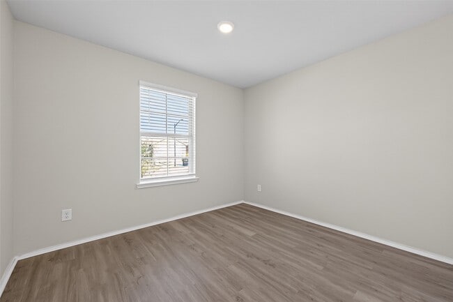 Building Photo - 21254 Ivy Wds Ct