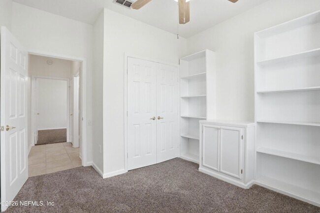 Building Photo - 7990 Baymeadows Rd E