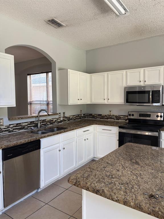 Building Photo - 3078 Barbados Ln