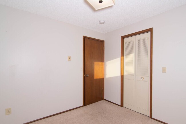 Building Photo - 3 Bed, 2 bath property centrally located in Spokane Valley