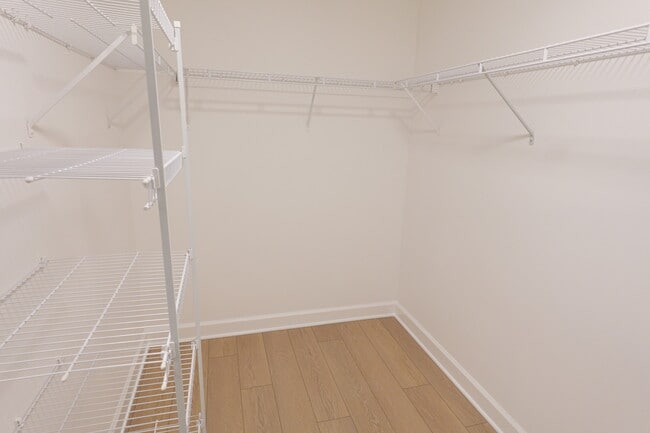 Building Photo - 1432 Remington Ln