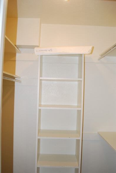 Building Photo - 1416 Sandy Creek Dr