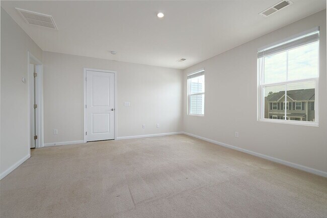 Building Photo - Single Family Home