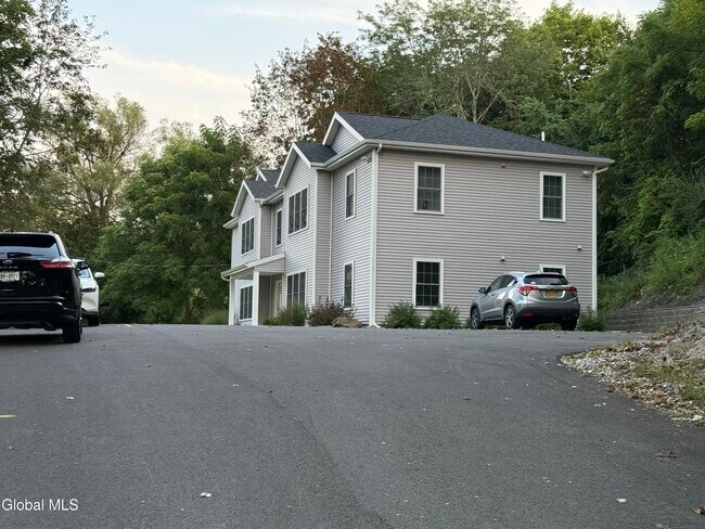 Building Photo - 78 W Sand Lake Rd