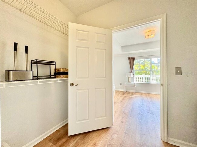 Building Photo - 800 S Dakota Ave