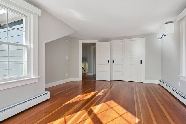 Building Photo - 9 Haigh Ave