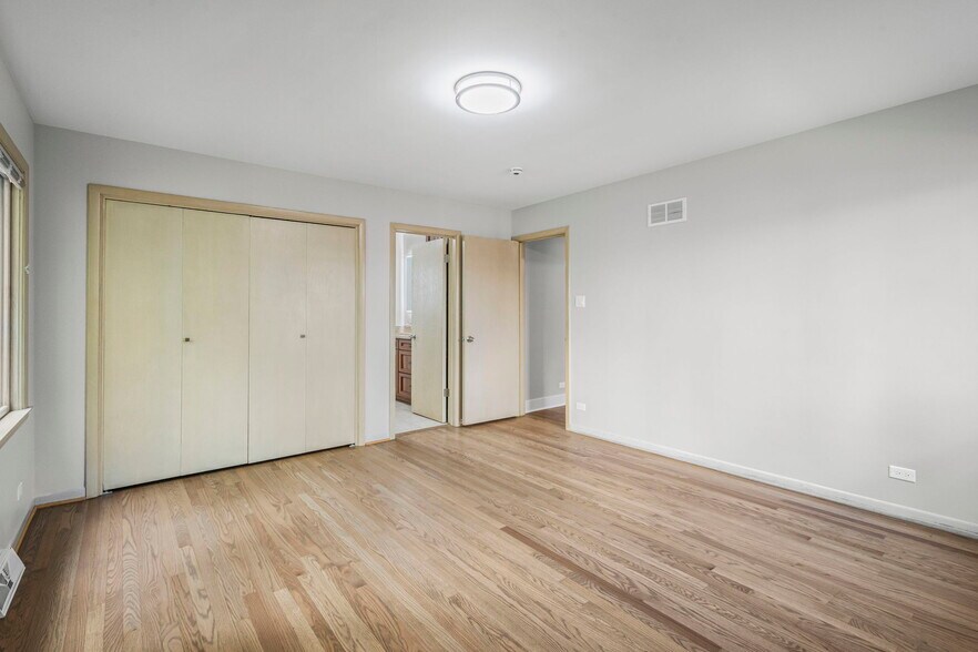 Building Photo - 2712 2nd Private Rd