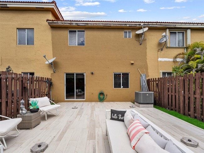 Building Photo - 13404 SW 153 Terrace