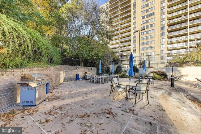 Building Photo - 5500 Holmes Run Pkwy