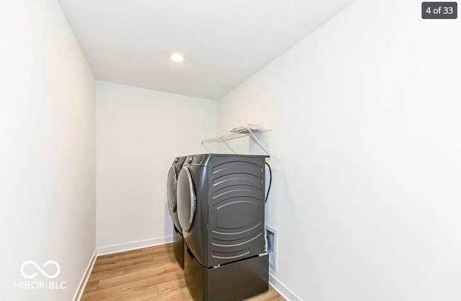 Building Photo - 5155 Summerton St