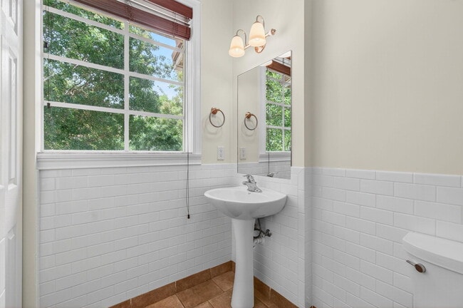 Building Photo - 4582 Danson Way