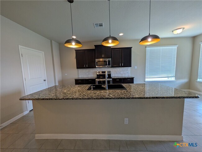 Building Photo - 2203 Flintshire Dr