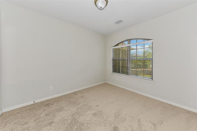 Building Photo - 679 Emily Ln