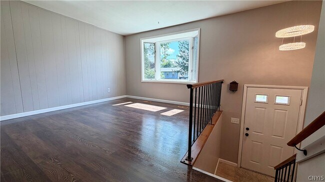Building Photo - 104 Finwood Dr