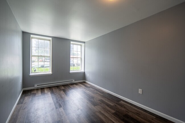 Building Photo - 50-62 East Street - 7B