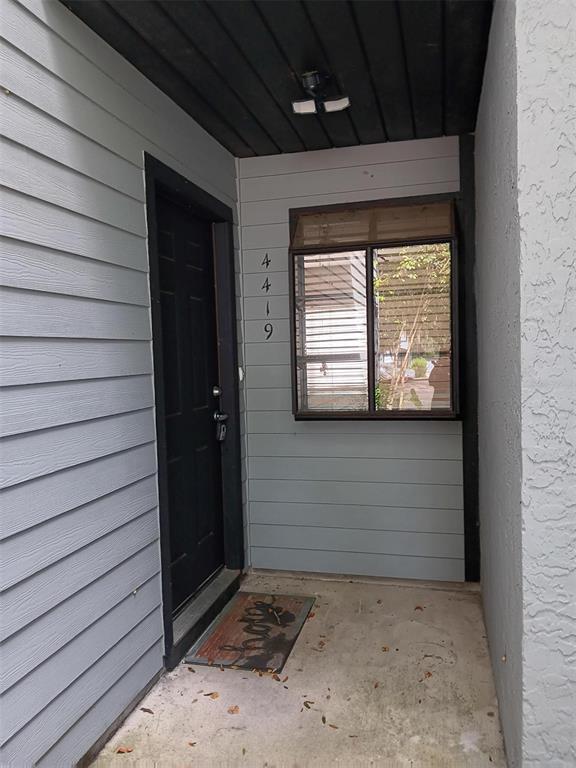 Building Photo - 4419 SW 20th Ln