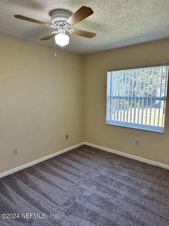 Building Photo - 60 Masters Dr