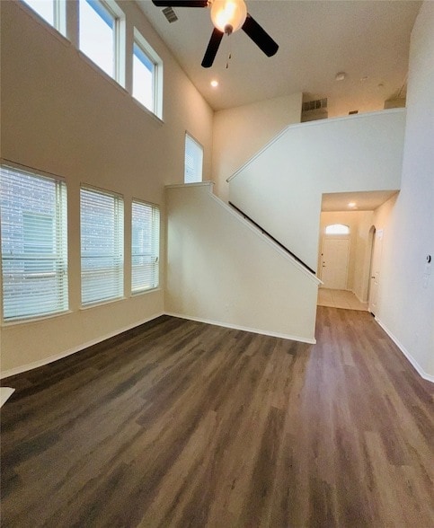 Building Photo - 1510 Alamandine Ave