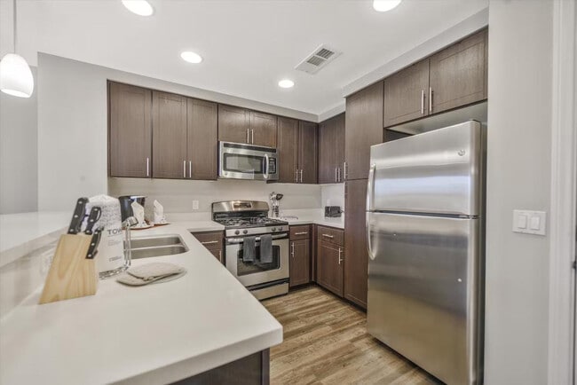 Building Photo - 2230 Qualcomm Way