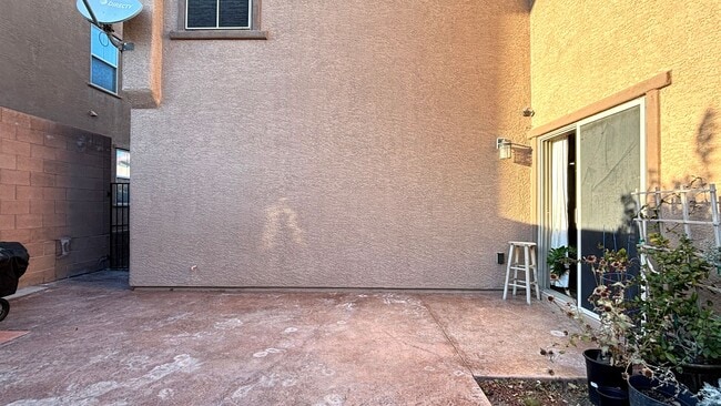 Building Photo - Excellent home in Providence Las Vegas. 3 Bedroom, loft  and cute backyard! Must see!