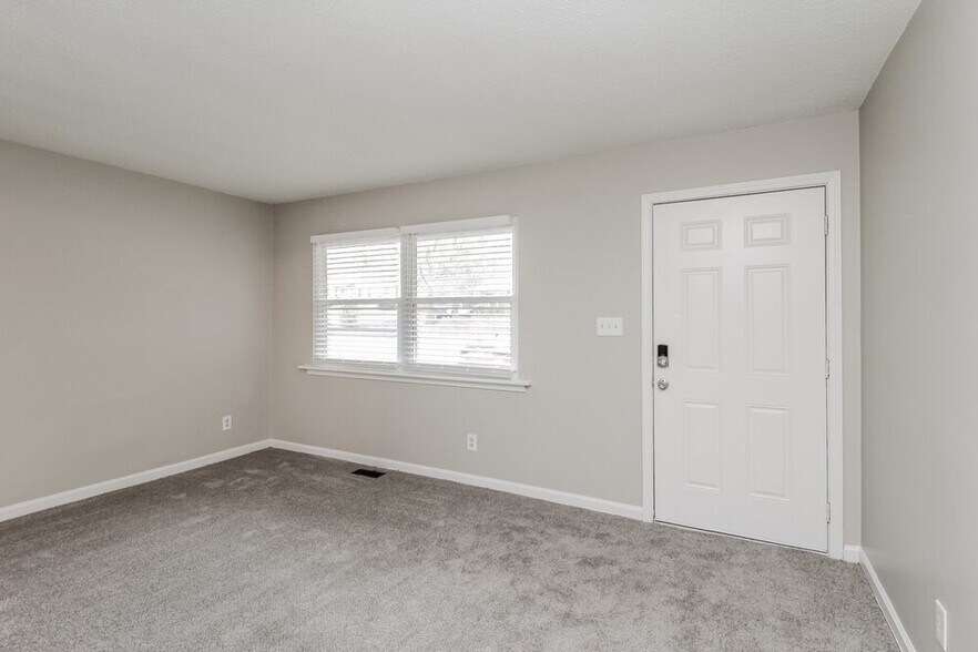 Building Photo - 601 Kentbrook Dr