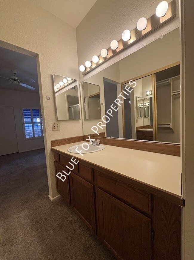 Building Photo - 7944 E Colette Cir