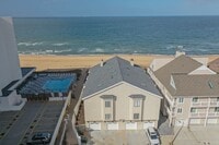 Building Photo - 2852 Charlemagne Dr