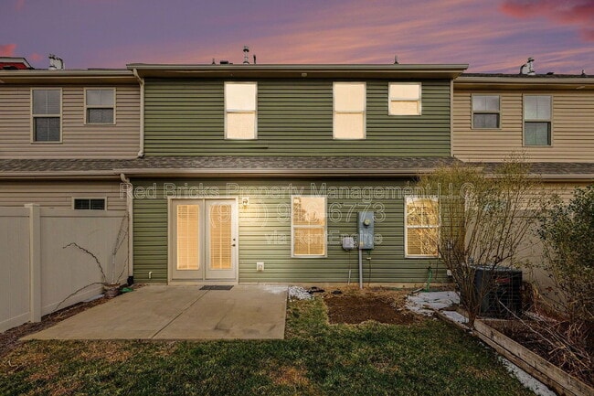 Building Photo - 727 Dynamo St NW