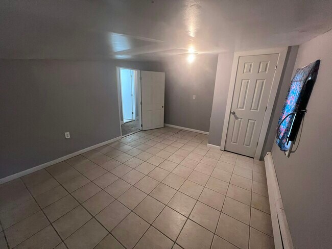 Building Photo - 311 Summer Ave