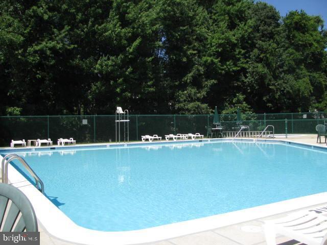 Building Photo - 7532 Coxton Ct