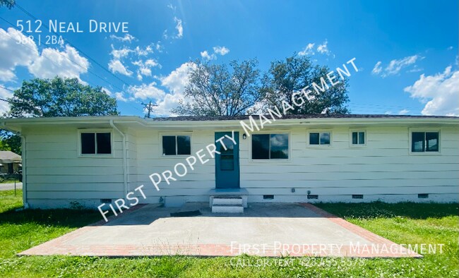 Building Photo - 512 Neal Dr