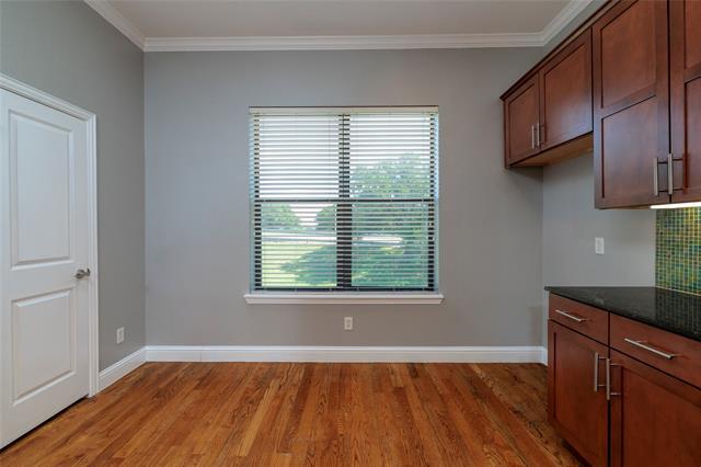 Building Photo - 724 Skyline Bluff Ct