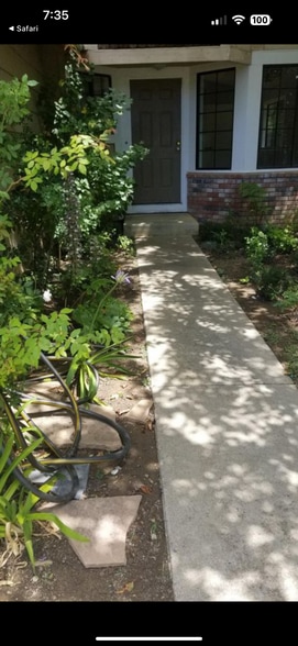 Building Photo - 764 N Regatta Dr