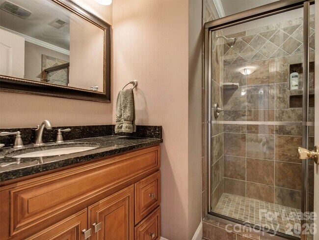 Building Photo - 18521 Harborside Dr