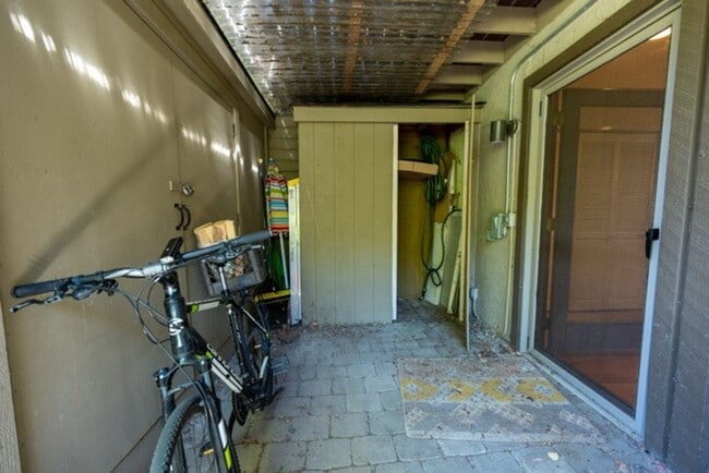 Building Photo - Sun Valley Townhome Steps from Skiing, Hiking, and Biking Trails
