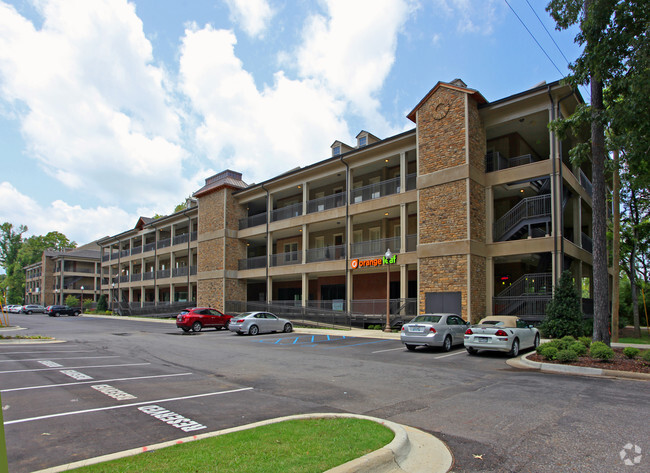Building Photo - 1650 Jack Warner Pky