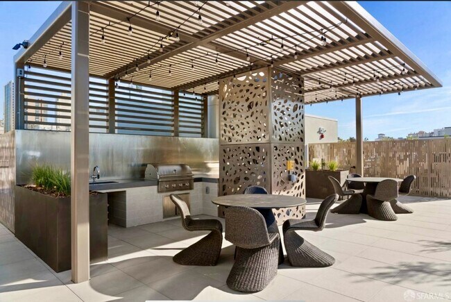 Building Photo - Stunning New Construction at The Belvedere 2bed/2.5bath  Private Patio