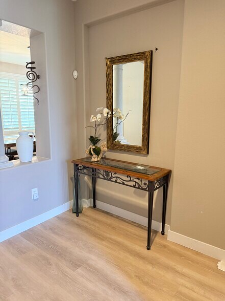 Building Photo - 10246 Rio de Thule Ln