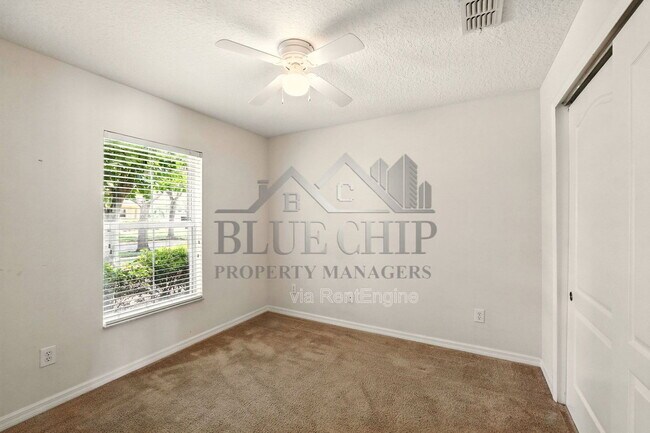 Building Photo - 13800 Golden Russet Dr