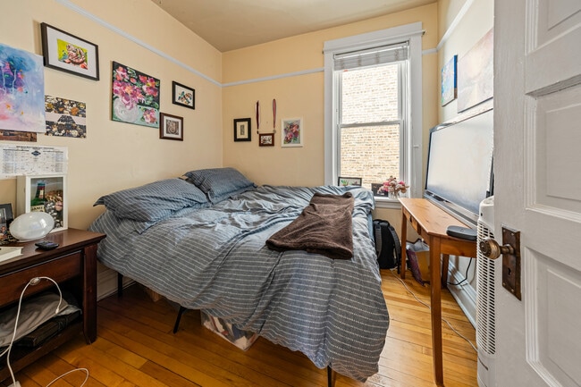 Building Photo - 3614 N Hoyne Ave