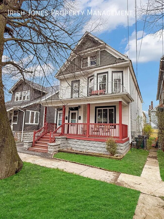 Primary Photo - 306 East St