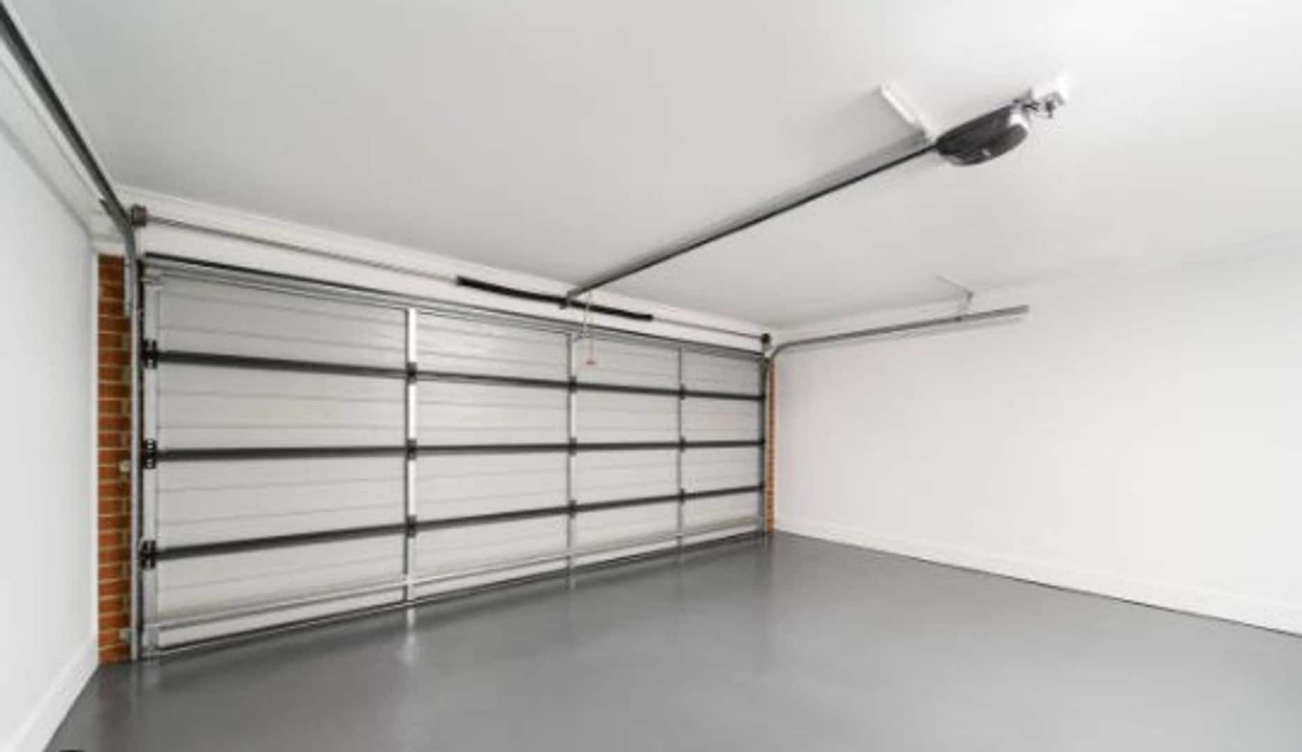 Building Photo - 1920 S Sherbourne Dr