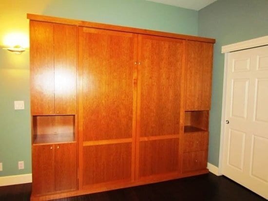 Building Photo - Beautiful and Historic condo just steps fr...