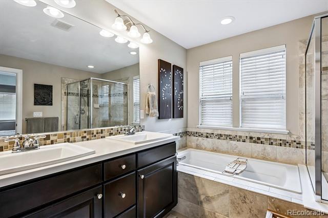 Building Photo - 3496 Ulster St